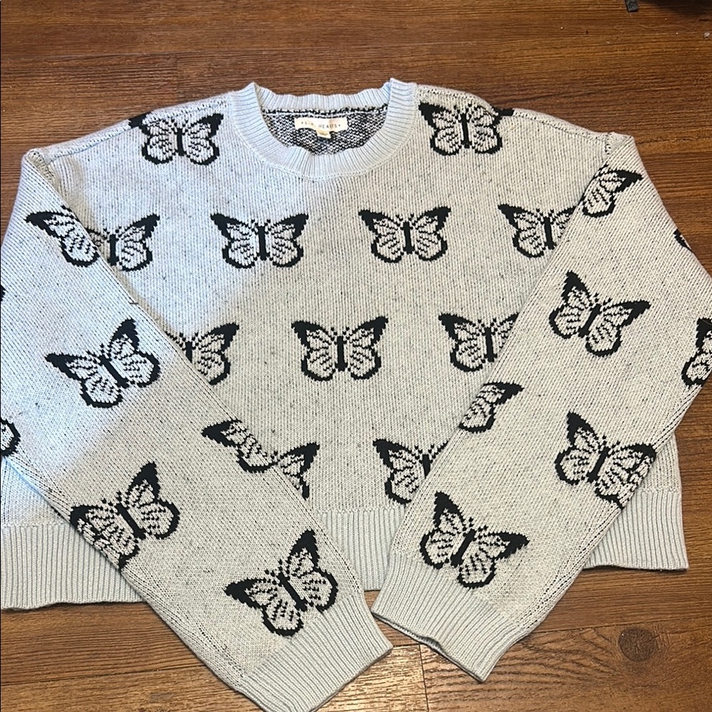 Butterfly Patterned Gray Sweater